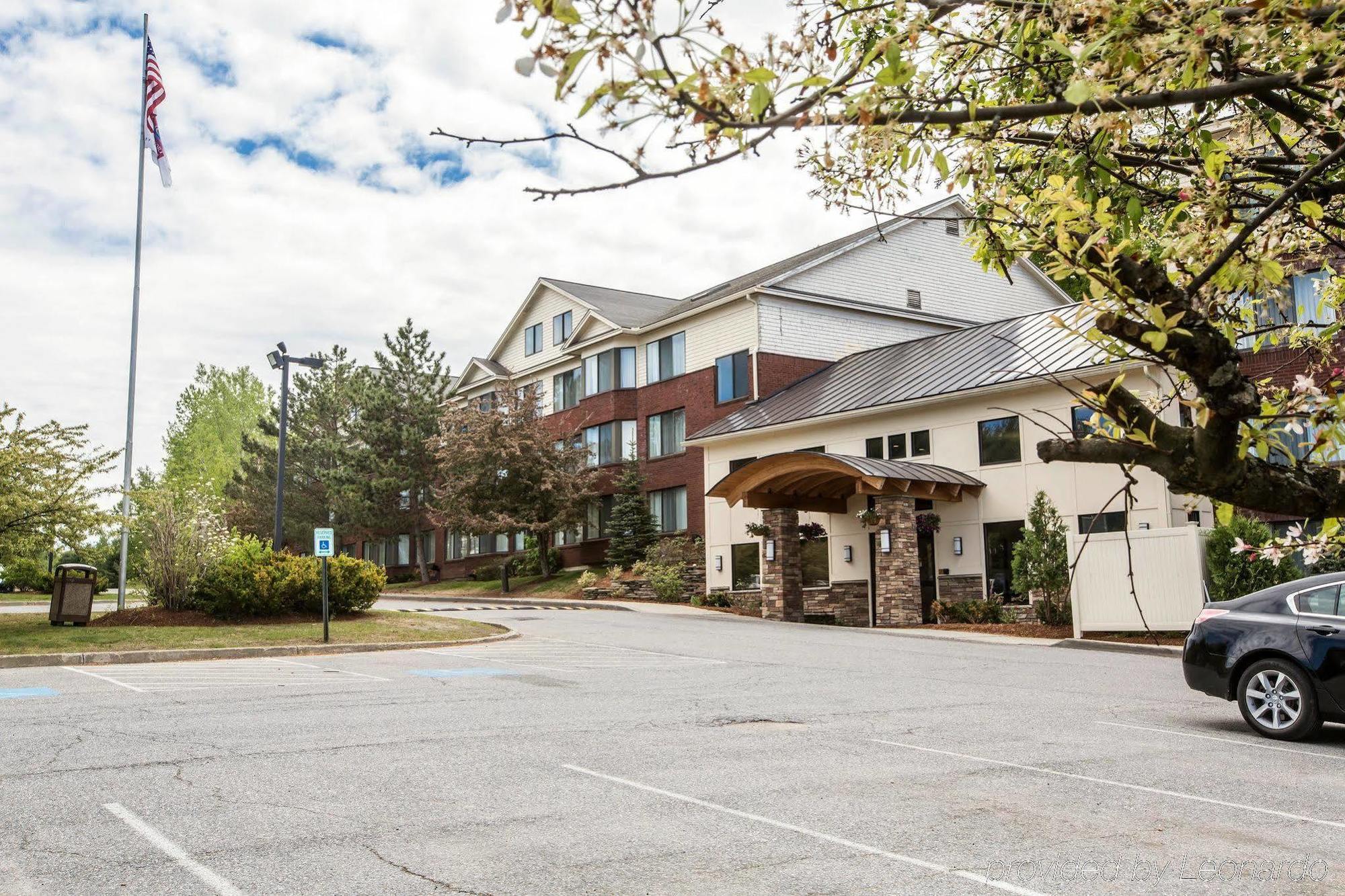 Comfort Suites South Burlington Near University ภายนอก รูปภาพ