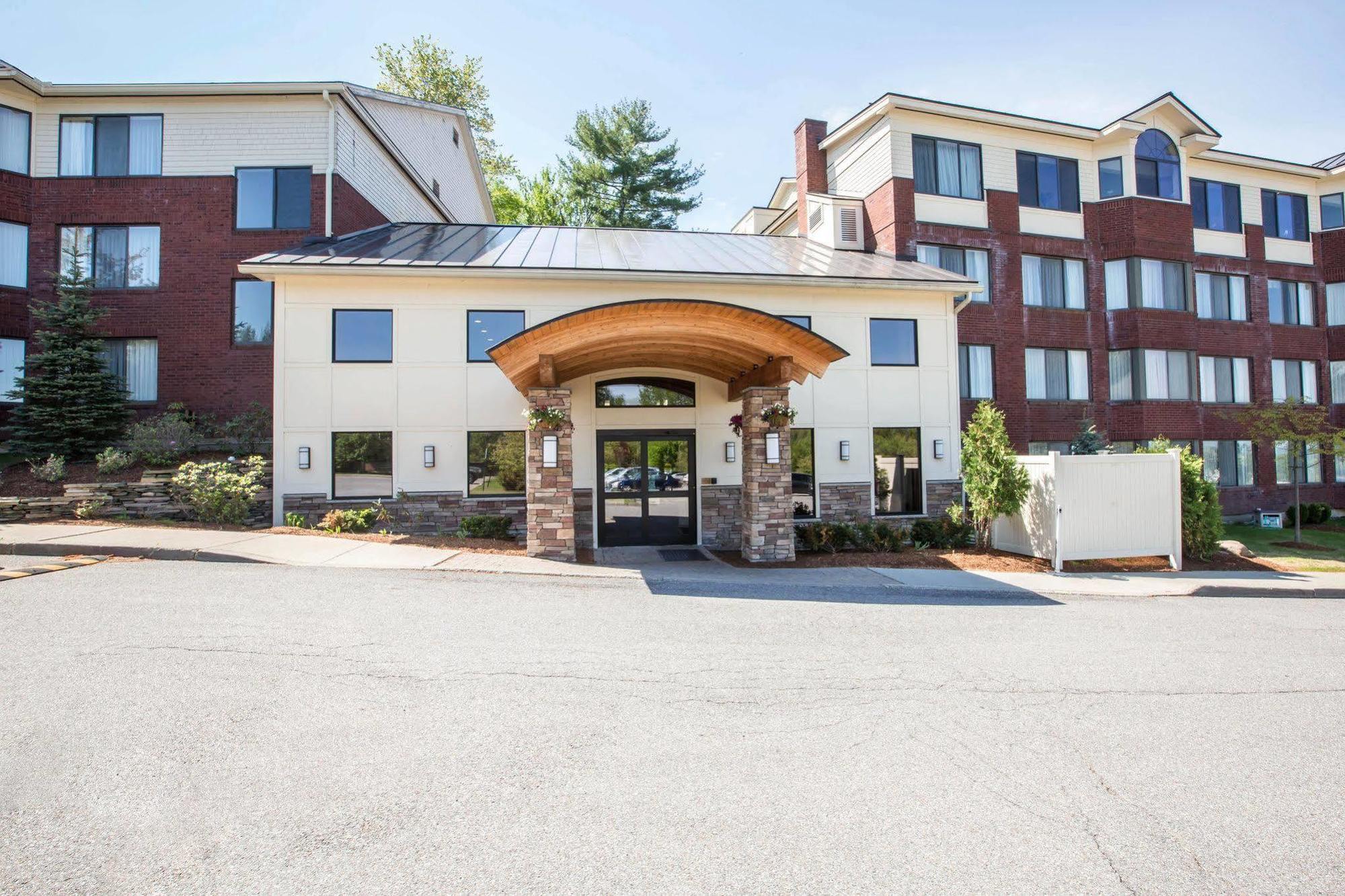 Comfort Suites South Burlington Near University ภายนอก รูปภาพ
